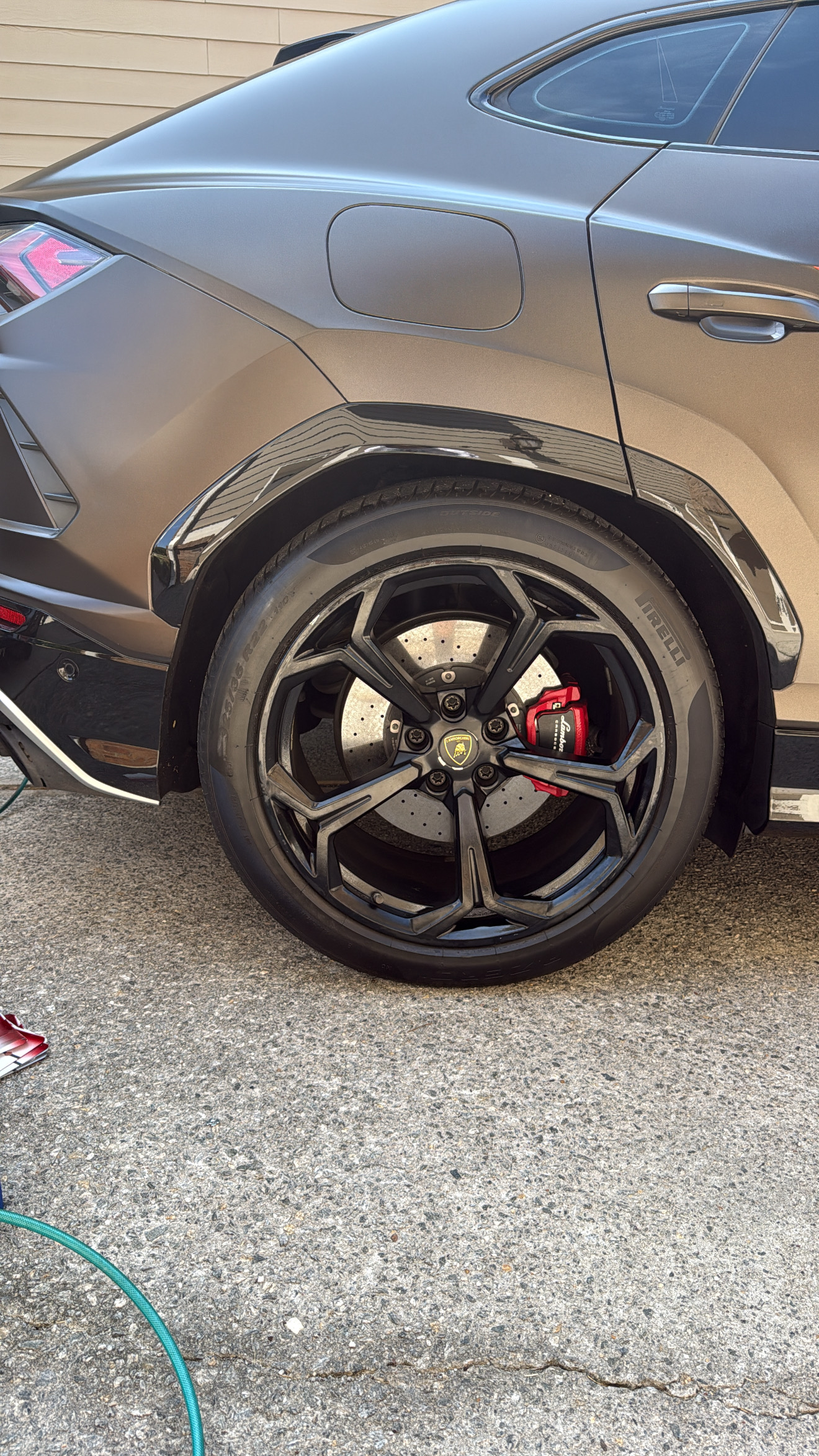 Custom wheel paint before - Original Lamborghini Urus wheel